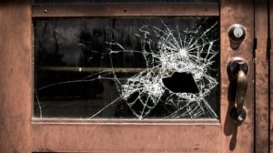 broken-door glass