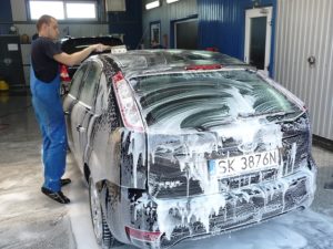 How To Wash Your Car Tips by PayLess Glass