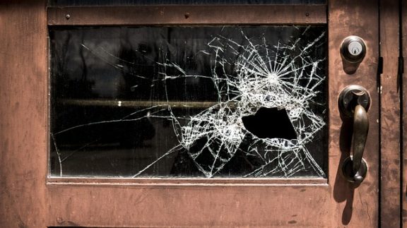 Car window repair in Langley, BC